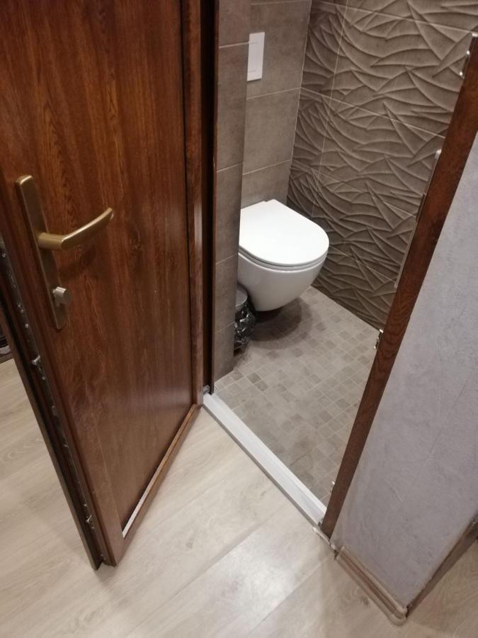 Green Oaks Private Rooms With Private Shower Klaipėda Dış mekan fotoğraf